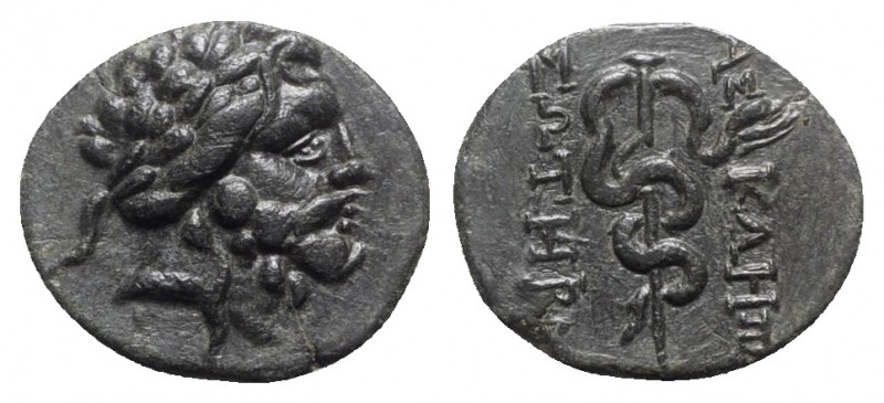 Mysia, Pergamon, c. 133-27 BC. Æ (17.5mm, 2.84g, 12h). Laureate head of Asklepio...