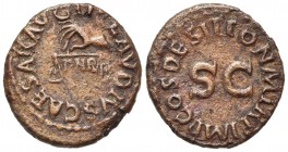 Claudius (41-54). Æ Quadrans (18mm, 3.02g, 6h). Rome, AD 42. Hand l., holding scales; PNR below. R/ Legend around large S • C. RIC I 91. Brown patina,...