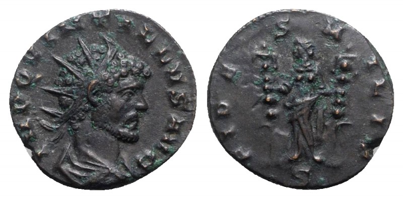 Quintillus (AD 270). Radiate (18mm, 3.13g, 12h). Mediolanum. Radiate, draped and...
