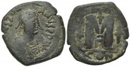 Justinian I (527-565). Æ 40 Nummi (32mm, 17.59g, 7h). Constantinople. Diademed, draped and cuirassed bust r. R/ Large M flanked by star and cross; Γ//...