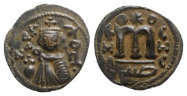 Islamic, Arab-Byzantine, Umayyad Caliphate. temp. 'Abd al-Malik ibn Marwan (AH 65-86 / AD 685-705). Æ Fals (21mm, 3.59g, 7h). Hims (Emesa), c. 685-690...