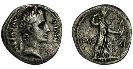 AUGUSTO. Denario. Lugdunum (11-10 a.C.). R/ Diana, avanzando a der. con arco y carcaj; IMP-XII, exergo SICIL. AR 3,55 g. 19,1 m. RIC-197a. FFC-130. Su...