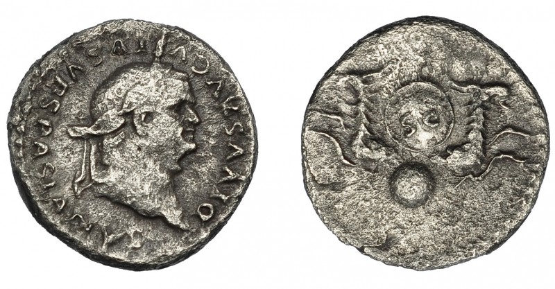 VESPASIANO (acuñación póstuma bajo Tito). Denario. Roma (80-81). R/ Escudo con l...