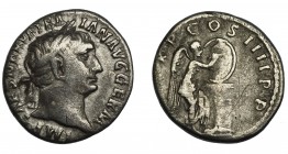 TRAJANO. Denario. Roma (101-102). R/ Victoria sentada a der. inscribiendo en escudo sobre cipo; P M TR P COS IIII P P. AR 2,79 g. 17,7 mm. RIC-66. Ray...