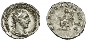 VOLUSIANO. Antoniniano. Roma (251-253). R/ Concordia sentada a izq. con pátera y cornucopia, en campo estrella; CONCORDIA AVGG. AR 3,38 g. 21,3 mm. RI...