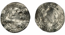 CALIFATO. Abd al-Rahman III. Dirham. Al-Andalus. 333 H. AR 2,83 g. 23 mm. V-404. alabeada. BC.