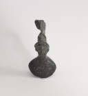 ROMA. Imperio Romano. Aplique con busto de Minerva (I-III d.C.). Bronce. Altrua 3,9 cm.
