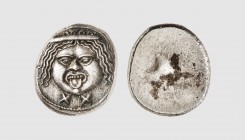 Etruria. Populonia. 211-206 BC. AR 20 asses (9.08g). Vecchi 51/59 = AMB 11 = Tradart 2.2 (this coin). Lightly toned. Perfectly centered and struck. On...