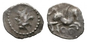 EMPORITON (Sant Mart\u00ed d'Emp\u00faries, Gerona). Hemitrietartemorion. (Ar. 0.15g \/ 7mm). 200-140 BC Anv: Female head with headdress on the right....