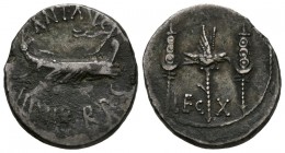 MARCO ANTONIO. Denarius. (Ar. 3.26g \/ 19mm). 32-31 BC Mobile mint. Anv: ANT AVG III VIR RPC. Praetorian galley on the right. Rev: Legionary eagle bet...
