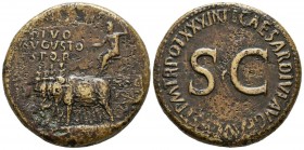 DIVO AUGUST. Sesterce. (Ae. 25.47g \/ 34mm). 35-36 AD Rome. Anv: DIVO AVGVSTO SPQR Quadriga of elephants pulling cart with Augustus sitting on top. Re...