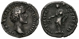 ANTONINO PIO. Denarius. (Ar. 3.19g \/ 18mm). 138 AD Rome. (RIC 10). F.