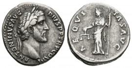 ANTONINO PIO. Denarius. (Ar. 3.30g \/ 17mm). 141-143 AD Rome. (RIC 61). F.