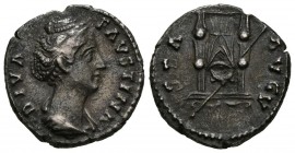 FAUSTINA I. Denario. (Ar. 3.00g \/ 17mm). 140-141 AD Rome. Obv: DIVA FAVSTINA. Draped bust with hair gathered to the right of Faustina I. Rev: AVGVSTA...