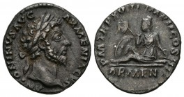 MARCUS AURELIUS. Denarius. (Ar. 3.22g \/ 17mm). 163-164 AD Rome. Anv: ANTONINVS AVG ARMENICVS. Laureate bust to the right of Marco Aurelio. Rev: PM TR...