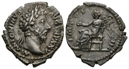 MARCUS AURELIUS. Denarius. (Ar. 3.26g \/ 20mm). 174-175 AD Rome. Anv: M ANTONINVS AVG PM TR P XXV. Laureate bust to the right of Marco Aurelio. Rev: I...