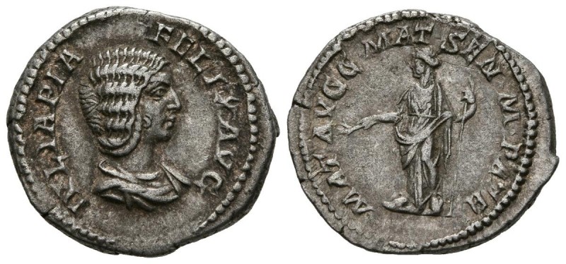 JULIA DOMNA. Denarius. (Ar. 3.25g \/ 20mm). 211-217 AD Rome. Anv: IVLIA PIA FELI...