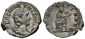 HERENNIA ETRUSCILLA. Antoninian. (Ar. 4.52g \/ 23mm). 249-251 AD Rome. Anv: HER ETRVSCILLA AVG. Diademic and draped bust to the right of Herennia Etru...