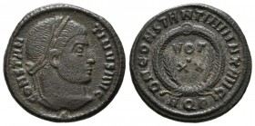 CONSTANTINE I. Follis. (Ae. 2.71g \/ 19mm). 322 AD Rome. Anv: CONSTANTINVS AVG. Laureate bust to the right of Constantine I. Rev: DN CONSTANTINI MAX A...