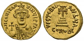 CONSTANTINE II. Solid. (Au. 4.35g \/ 19mm). 650-651 AD Constantinople. Anv: DN CONSTANTINVS PP AV. Crowned, draped bust with a front cuirass bearing a...