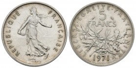 FRANCE. 5 Francs (Ar. 23.21g \/ 29mm). 1971. Monnaie de Paris. (Gadoury 770 P). UNC. Includes original case. UNC. Only 500 minted units.