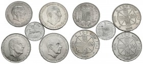 SPANISH STATE. Set consisting of 5 coins of different modules and materials, including 3 pieces of silver dated between 1949 and 1966. Several pieces ...