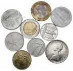 FOREIGN CURRENCIES. Lot consisting of 9 Italian coins of different values, modules and years. TO EXAMINE.
