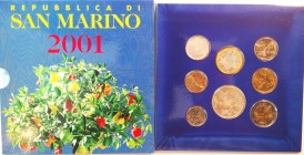 San Marino. Serie divisionale annuale 2001. 1700 Repubblica di San Marino. Con 5000 lire in Ag.