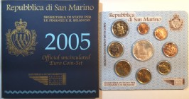 San Marino. Serie divisionale annuale 2005. Con 5 Euro in Ag.