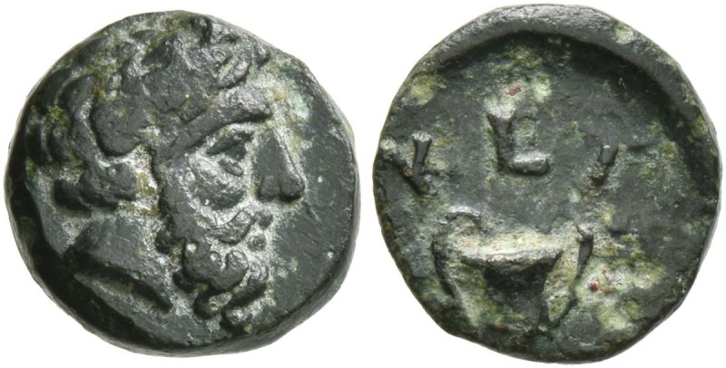 KINGS OF THRACE. Ketriporis, circa 356-352/1 BC. Chalkous (Bronze, 10 mm, 1.25 g...