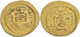 Maurice Tiberius, 582-602. Solidus (Gold, 24 mm, 4.51 g, 6 h), Constantinopolis. d N mAVRC TIb P P AV Draped and cuirassed bust of Maurice facing, wea...