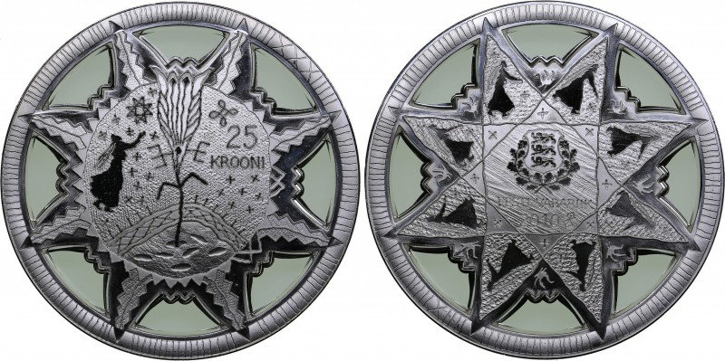 Estonia 25 krooni 2010 - Estonian Histroy
24.10 g. PROOF. Box and certificate.