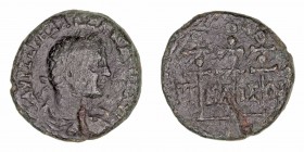 Imperio Romano
Alejandro Severo
AE-21. Bitinia, Nicea. A/Busto radiado del emperador a der., alrededor ley. R/Tres estandartes, entre estos ley. gri...