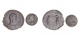 Imperio Romano
Lotes de Conjunto
AE. Lote de 2 monedas. Decencio centenional y Teodosio fracción de centenional. BC+.