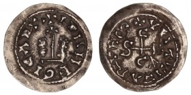Monedas Visigodas
Egica & Witiza
Tremis. AV. Caesaraugusta. (698-702). A/Bustos afrontados de los reyes con cruz central, alrededor + IDNHEGICARX. R...