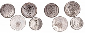 Monedas Extranjeras
Lotes de Conjunto
Lote de 4 monedas. AR. Francia 20 Francos 1933, Méjico 25 Pesos 1968, Portugal 250 Escudos 1974 y Suiza 5 Fran...