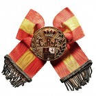 Medallas
Condecoraciones
Medalla. AE. C.R.E. sobre escudo borbónico. Con lazo de la bandera de España. 31.00mm. Muy interesante. EBC.