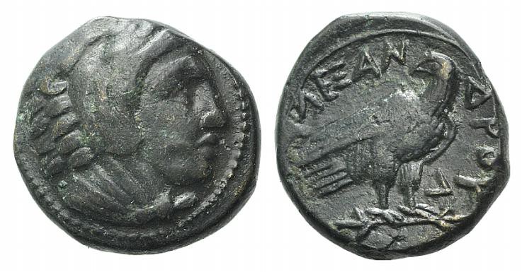Kings of Macedon, Alexander III "the Great" (336-323 BC). Æ Half Unit (15mm, 3.5...