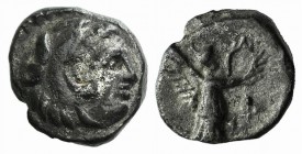 Seleukid Kings, Seleukos I (312-281 BC). AR Obol (6mm, 0.46g, 6h). Seleukeia on the Tigris, c. 296/5-281 BC BC. Head of Herakles r., wearing lion skin...
