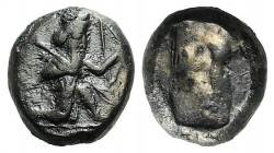 Achaemenid Kings of Persia, c. 485-470 BC. AR Siglos (15mm, 4.85g). Persian king r., in kneeling-running stance, holding spear and bow. R/ Incuse punc...
