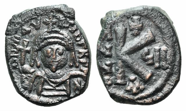 Maurice Tiberius (582-602). Æ 20 Nummi (24mm, 5.83g, 6h). Constantinople, year 8...