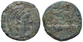 Quadrante da catalogare (circa 80-70 a.C.) Testa di Ercole a d. – R/ Prua a d. – AE (g 3,30)
MB+