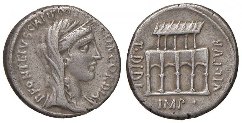 Didia – Titus Didius - Denario (55 a.C.) Testa della Concordia a d. - R/ La Vill...