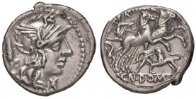 Domitia – Cn. Domitius L. f. Ahenobarbus - Denario (128 a.C.) Testa di Roma a d. – R/ La Vittoria su biga a d., sotto, combattimento tra un uomo e un ...