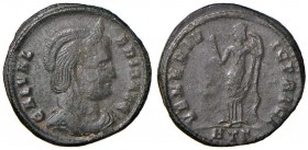 Galeria Valeria (moglie di Galerio) Follis (Heraclea) R/ Venere stante di fronte - RIC 43 AE (g 6,88)
BB+