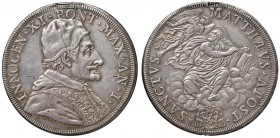 Innocenzo XI (1676-1689) Piastra A. I – Munt. 41 AG (g 31,80) Traccia d’appiccagnolo e fondi ripassati
BB