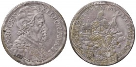 Innocenzo XII (1691-1700) Mezza piastra A. II – Munt. 27 AG (g 15,72) RR Traccia d’appiccagnolo
BB