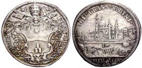 Clemente XI (1700-1721) Mezza piastra 1705 A. V – Munt. 52 AG (g 15,84) R
BB