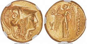 MACEDONIAN KINGDOM. Alexander III the Great (336-323 BC). AV stater (17mm, 8.61 gm, 2h). NGC Choice AU S 5/5 - 5/5. Late lifetime-early posthumous iss...