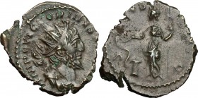 Victorinus (268-270). BI Antoninianus. Radiate draped and cuirassed bust right. / Salus standing left, feeding serpent rising from altar. RIC V 71. BI...